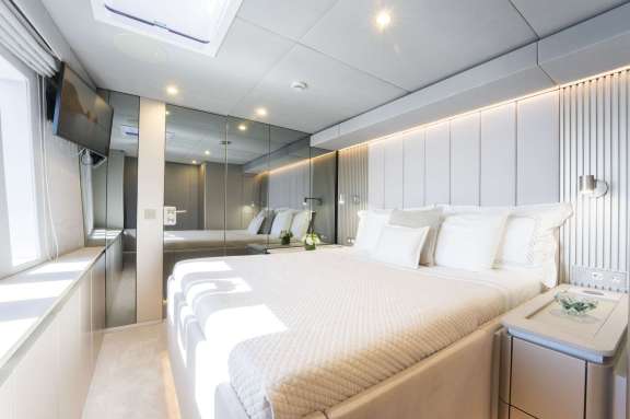 Image of HALCYON yacht #7