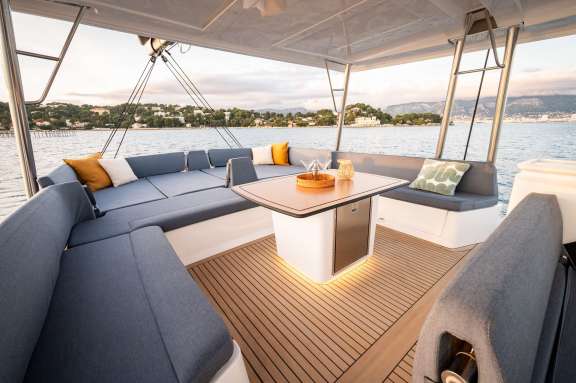 Image of CRAFT WITH A SEA yacht #2