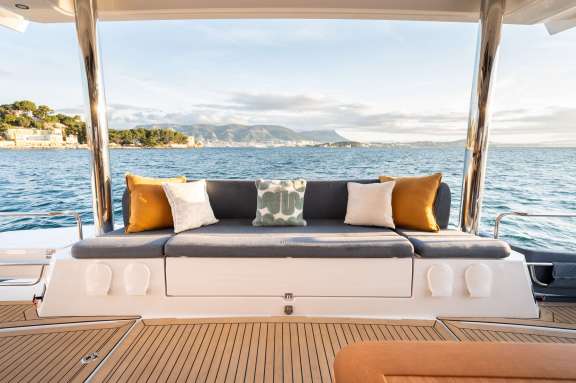 Image of CRAFT WITH A SEA yacht #5