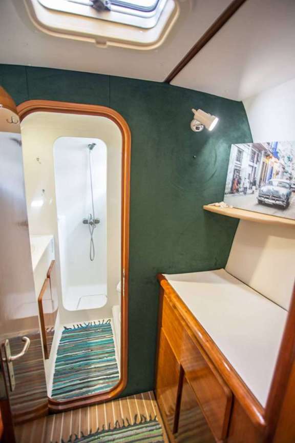 Image of BELLINE II yacht #9