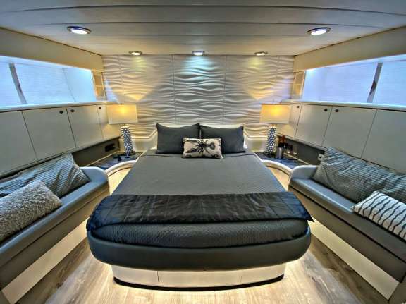 Forward Queen Stateroom w/ensuite bath
