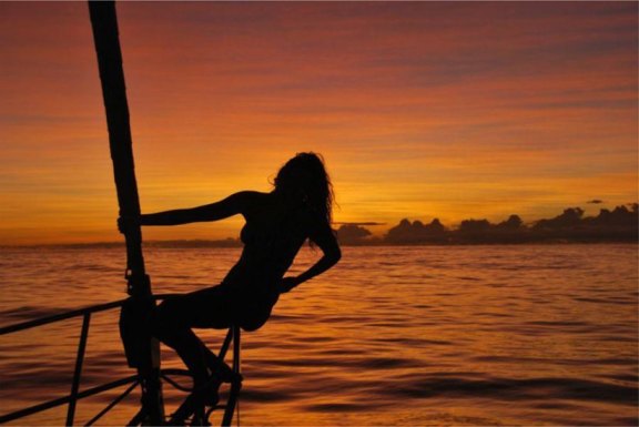 Sunset on the bow of Elvis Magic