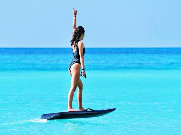 Try your luck on a flite board Efoil!