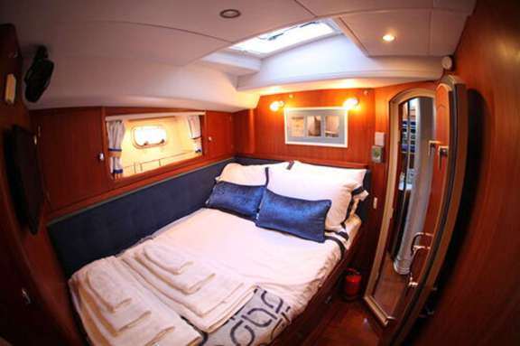 Queen Guest Cabin