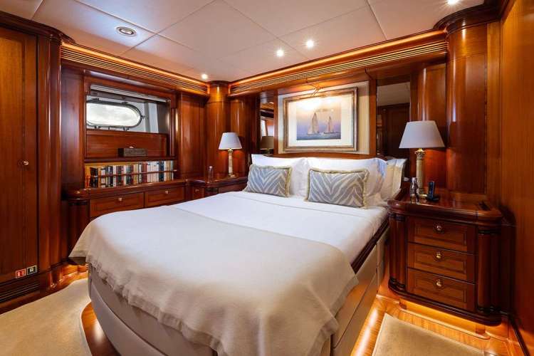 Double Cabin