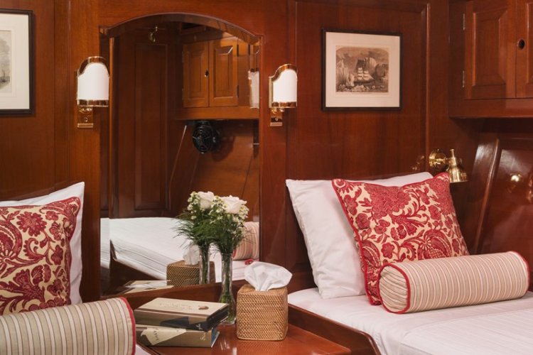 VIP Twin beds Cabin