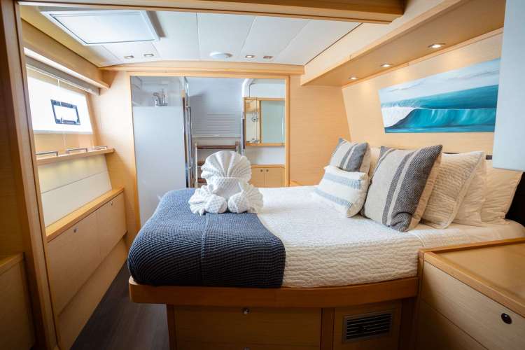 Master Cabin with shower and vanity