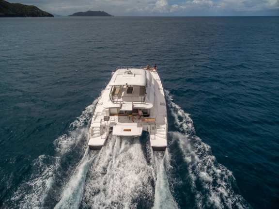 Image of OUT OF OFFICE yacht #15