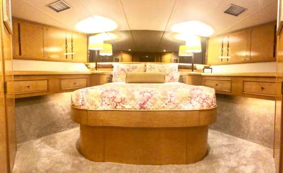 Image of SUITE LIFE yacht #10