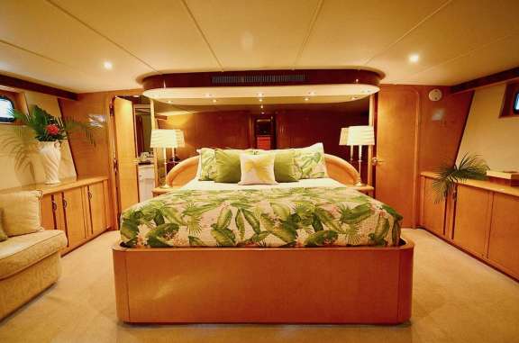 Master Silver Palm Suite