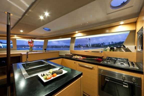 Image of Luxury TW60 4 Cabin Premium yacht #10