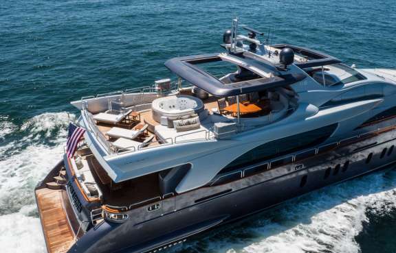 Image of TAIL LIGHTS yacht #19