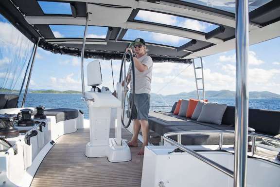 Image of ISLAND HOPPIN’ yacht #14