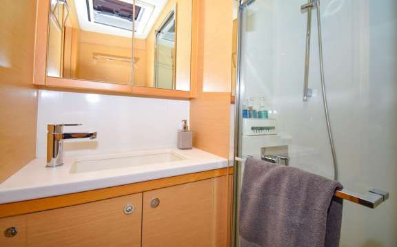 Image of SHANGRI LA yacht #17