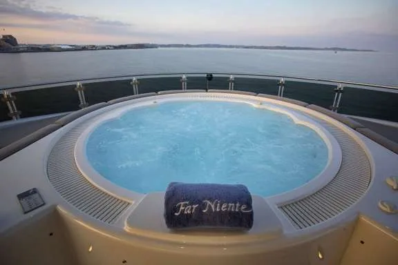 Jacuzzi