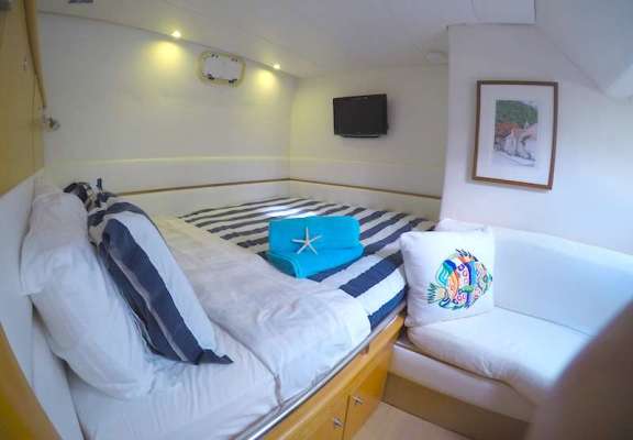Aft guest queen suite