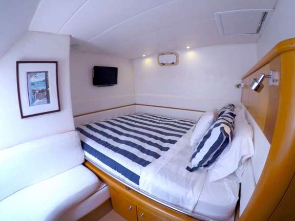 Aft guest queen suite