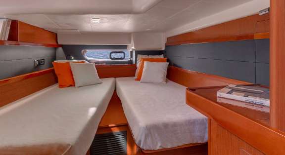 Aft cabin set up as a twin berth