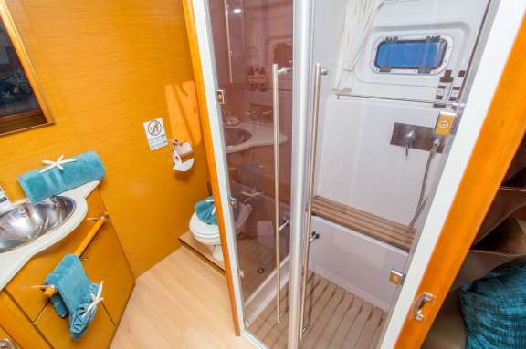 Image of AZURIA yacht #8