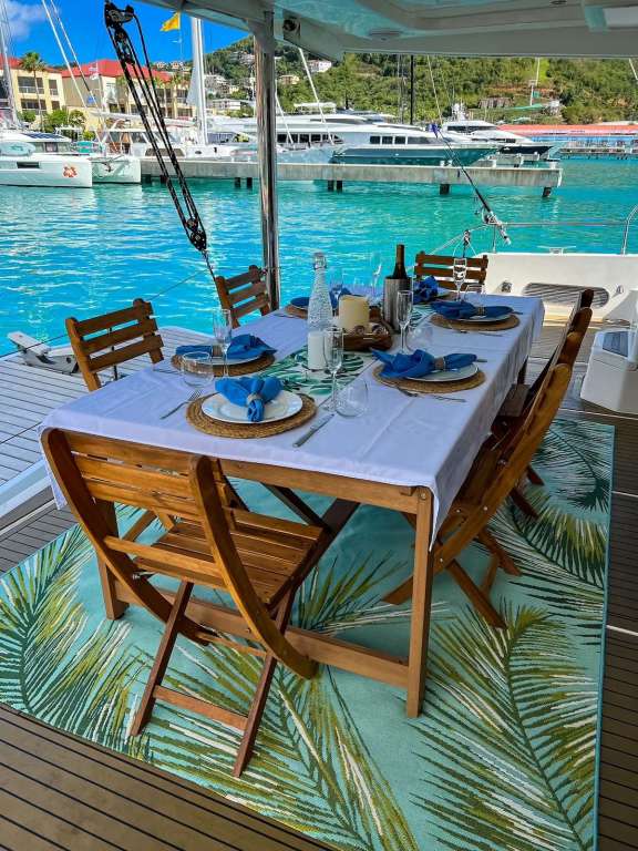 Image of DOLPHIN DAZE yacht #13