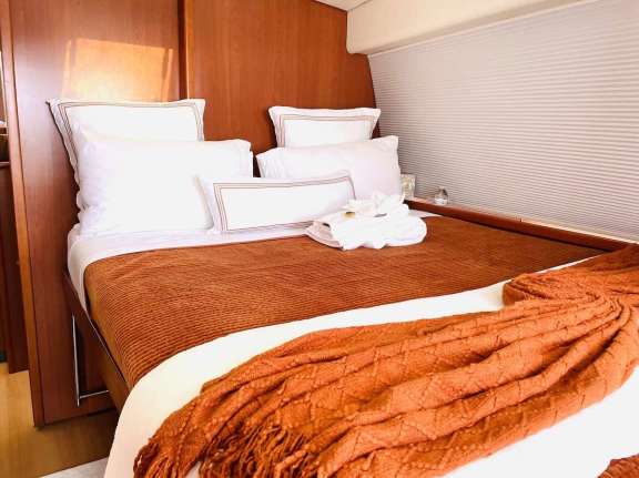 Image of DOLPHIN DAZE yacht #7