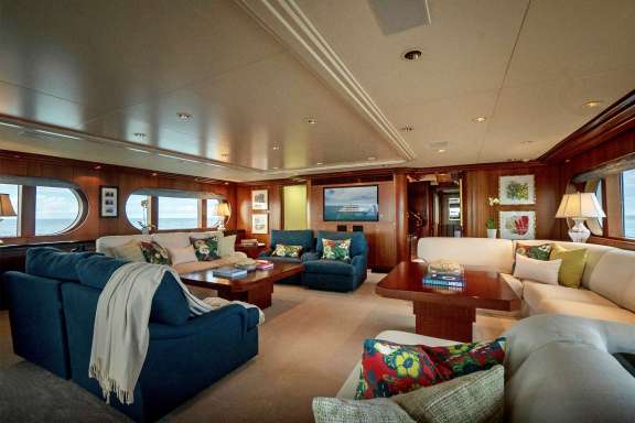 Image of NEVER ENOUGH yacht #2