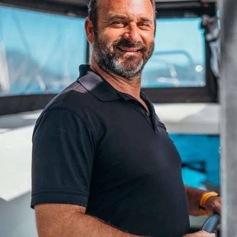 Crew of LUNA|Captain
