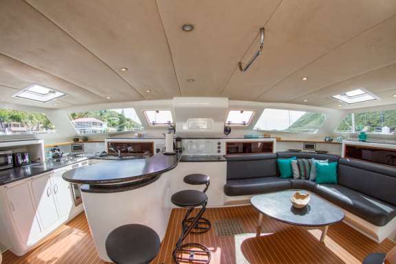 Image of VOYAGE 520 yacht #2