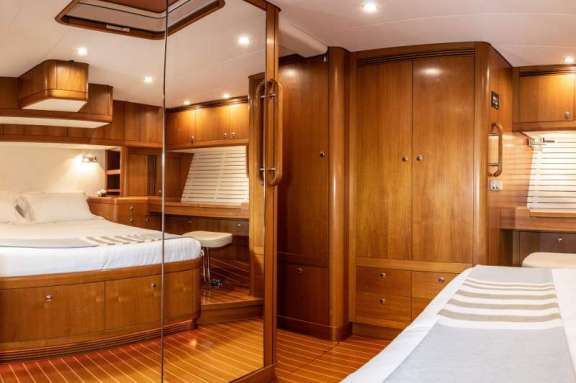 Image of KALLIMA yacht #7