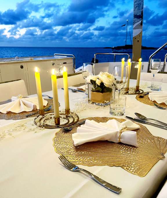 Image of MIDNIGHT MOON yacht #12