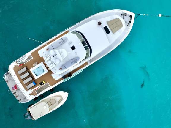 Image of MIDNIGHT MOON yacht #13