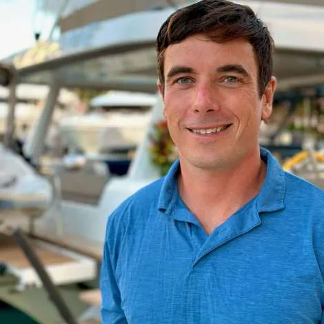 Crew of TWIN FLAME 77|Captain