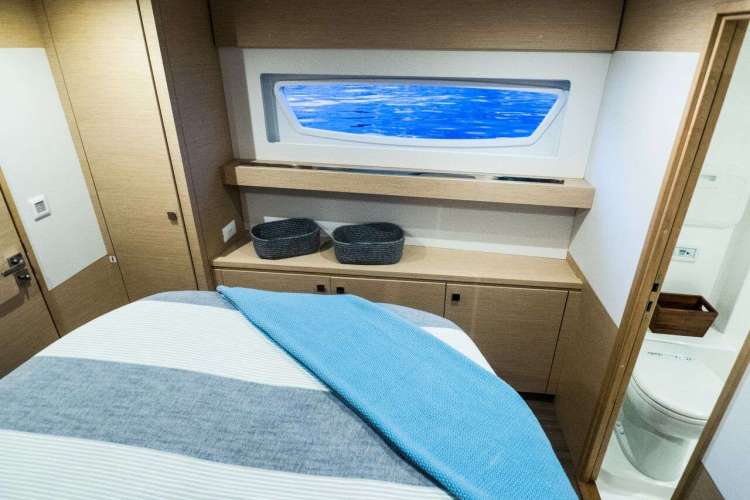 Queen guest cabin with bath