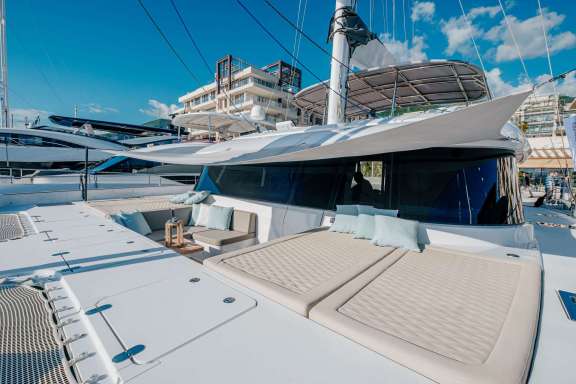 Image of GYRFALCON yacht #11