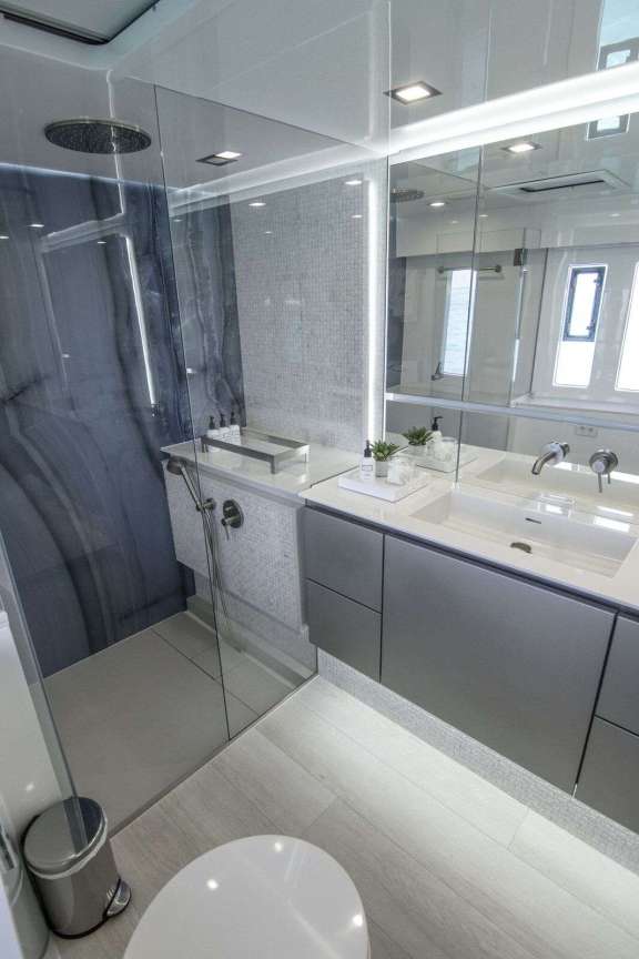 Image of RELENTLESS 60 yacht #7