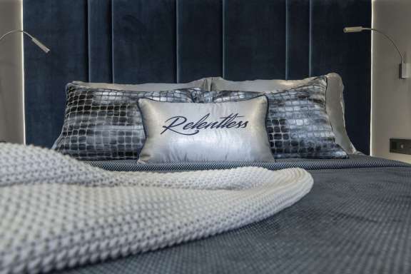 Image of RELENTLESS 60 yacht #9