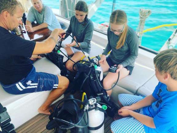 Capt Jake & dive students