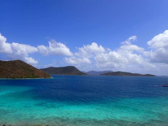 Water so clear & blue