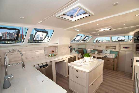 Image of BAREFEET RETREAT yacht #2