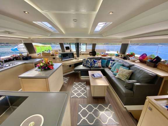 Image of LADY CATRON yacht #10