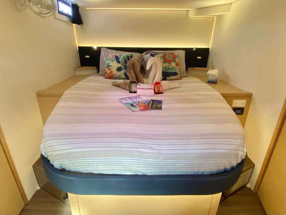 Image of LADY CATRON yacht #14