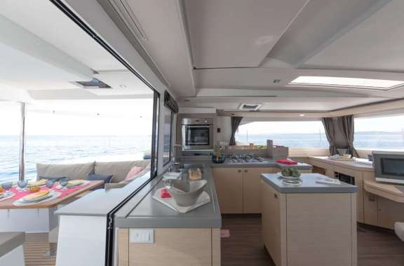 Image of LUNA BLISS yacht #10