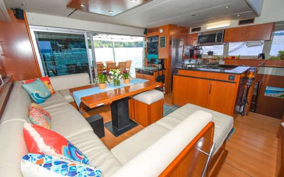 Image of TOUCH THE SKY yacht #10