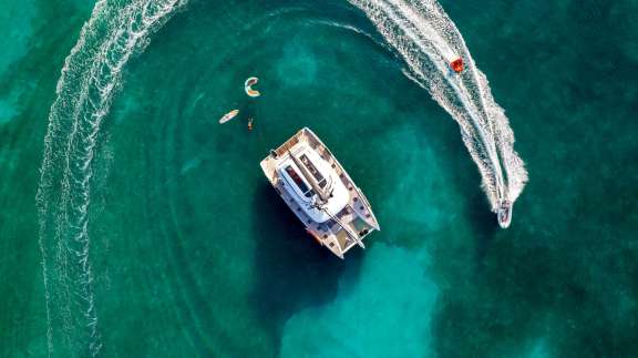 Image of JUSTIFIED HORIZONS yacht #19