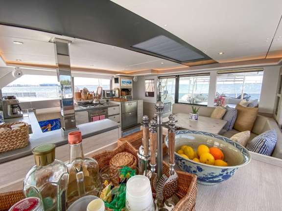 Image of SOUTHERN CHARM yacht #17