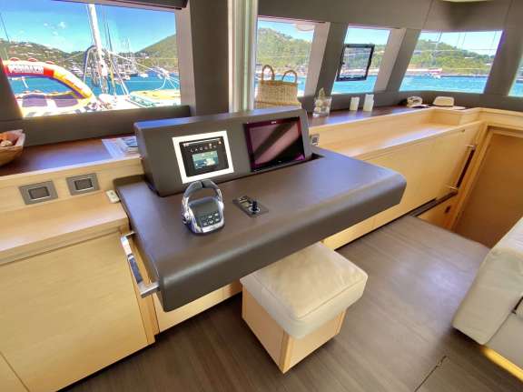 Image of HEAVENLY yacht #10