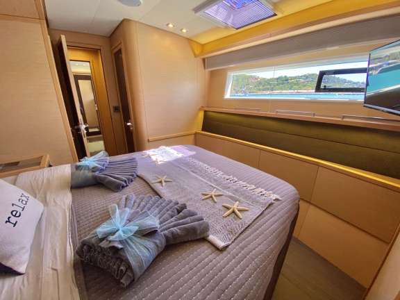 Image of HEAVENLY yacht #7