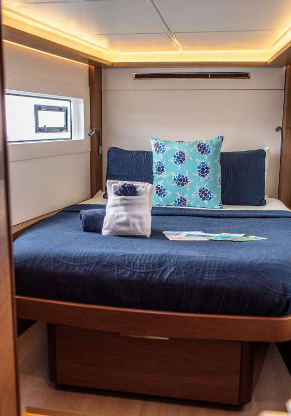 Image of ON A WHIM III yacht #7