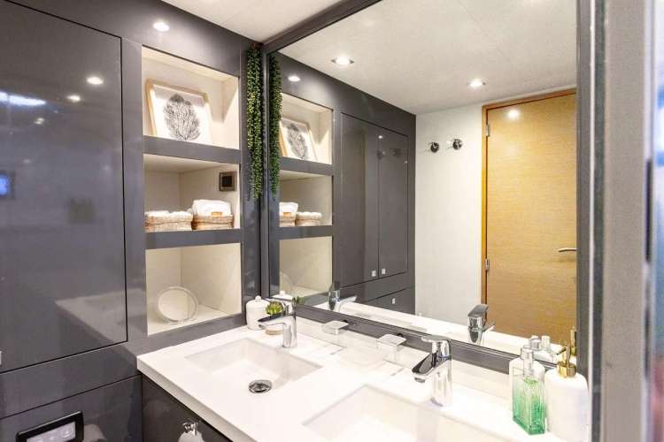 Primary Ensuite His & Hers Sinks