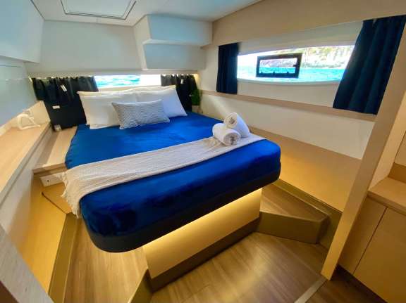 Image of OCEANFRONT PROPERTY yacht #12